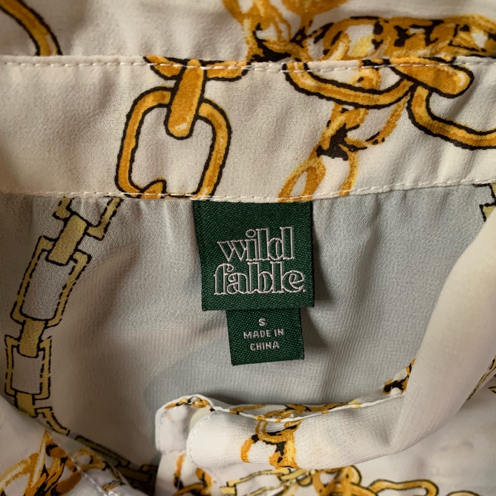 Wild Fable Chain Button Up - Picture 2 of 2